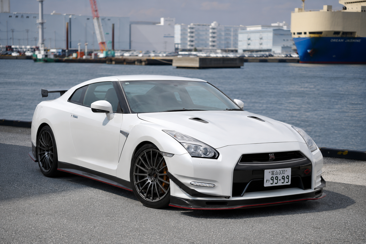 Daikoku Tour - Nissan GT-R R35 NISMO – Akebono Tokyo Drive
