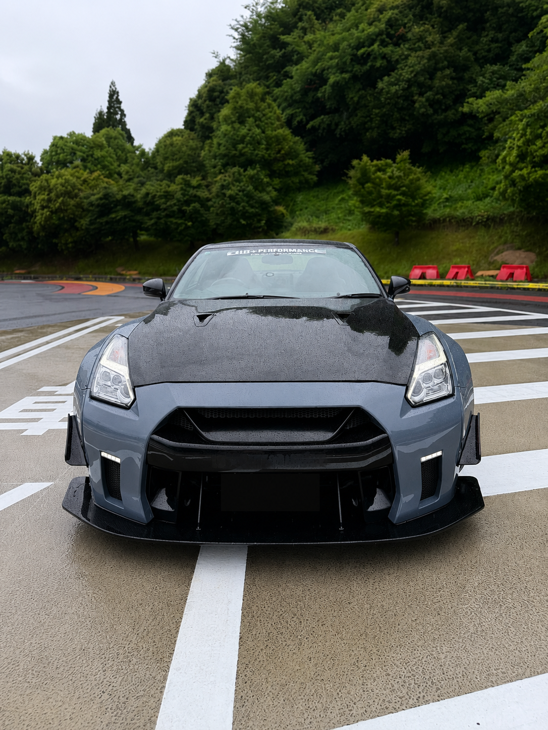 Daikoku Tour - Tuned Nissan GT-R R35 Liberty Walk